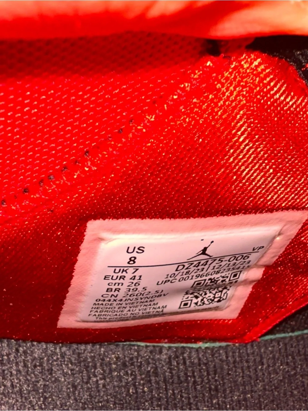 Jordan Air Jordan MVP Raptors Mid Top Shoes DZ4475-006